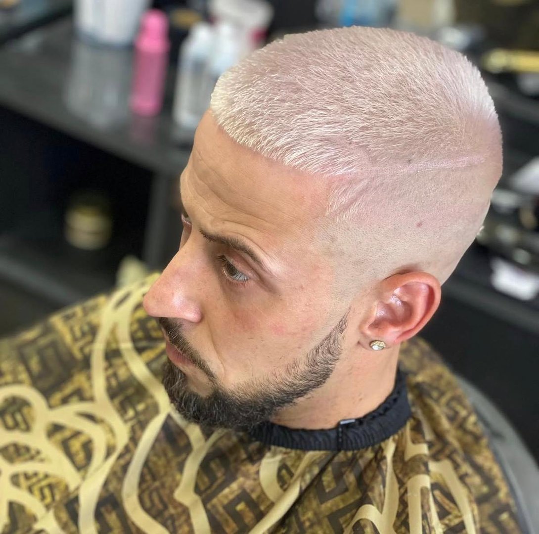 Detalle de un acabado de barbería